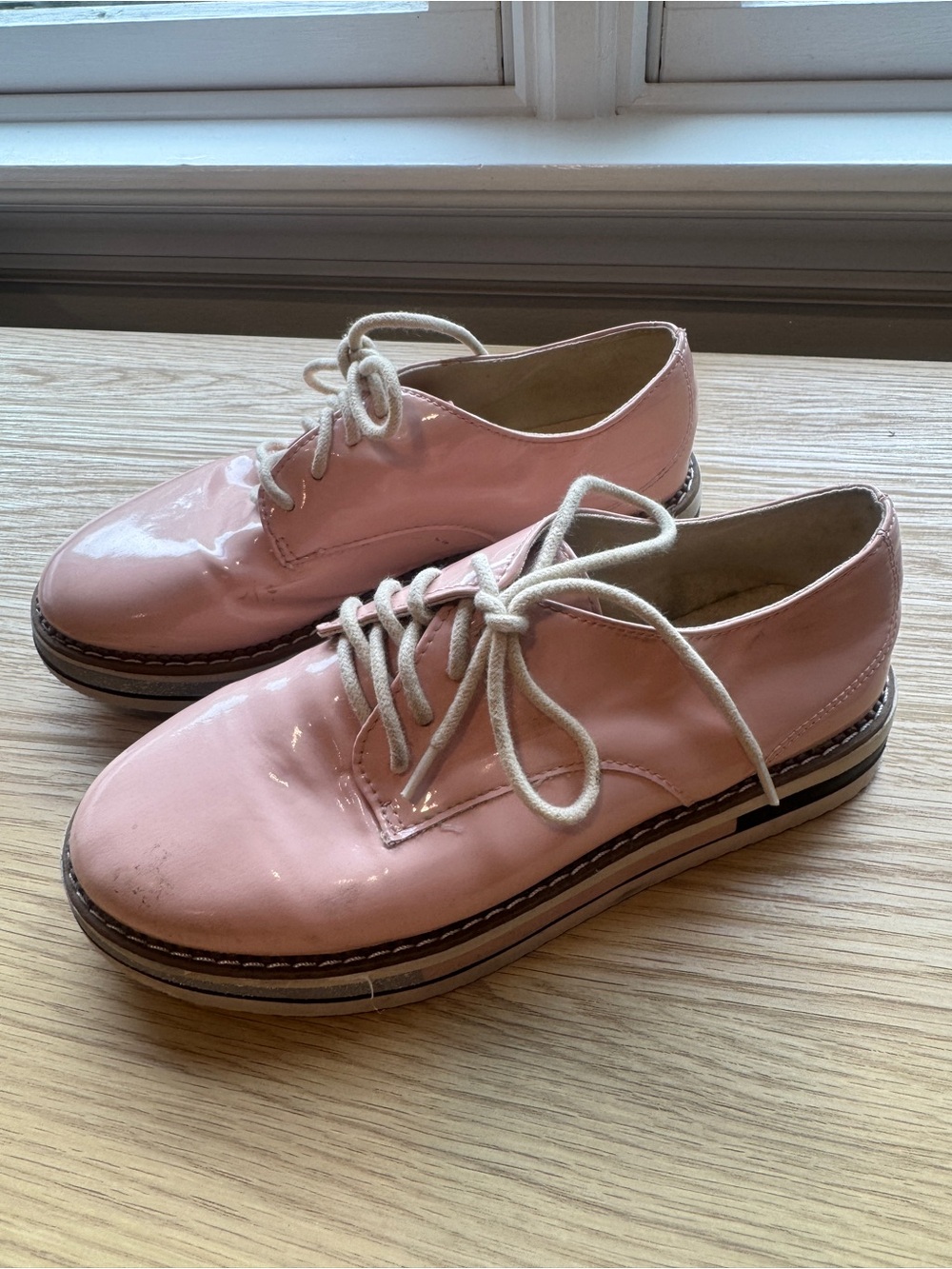 Girls Pink Patent Lace-Up Platform Oxfords